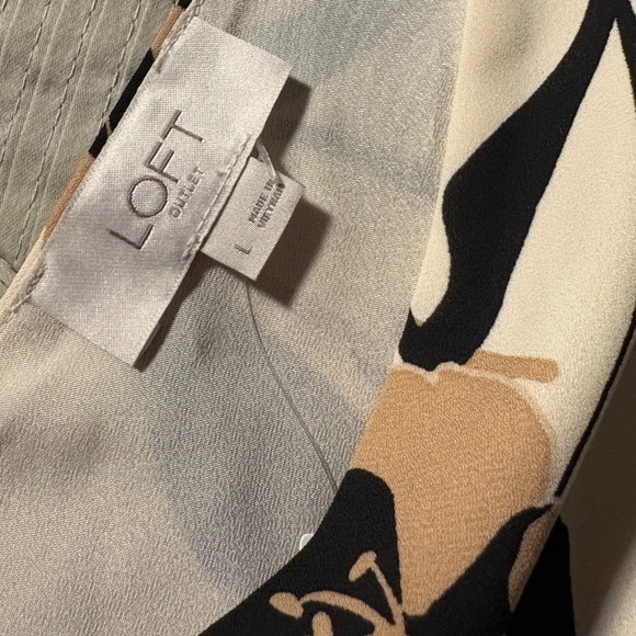 Ann Taylor Tank NWT Size L - Picture 4 of 5